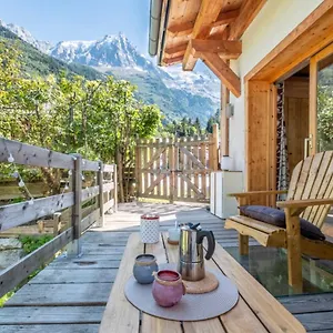Superb Chalet With Balcony In Chamonix
