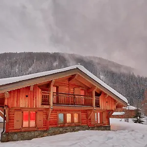 Coralie Chalet